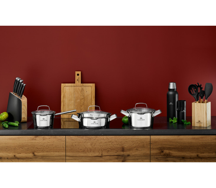 Zestaw garnków 10 el....