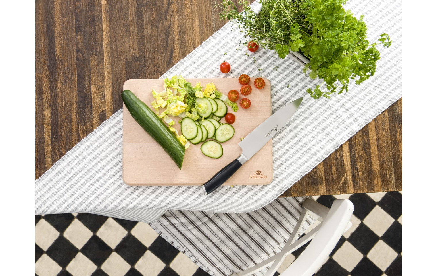 Zestaw noży w bloku DECO BLACK + ostrzałka 3 w 1 pakiet