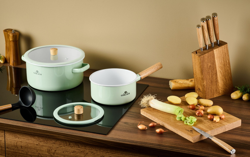 Zestaw kuchenny NATUR pastelowozielony + Zestaw 2x patelnia AMBIENTE THERMOCOAT 24/28 cm