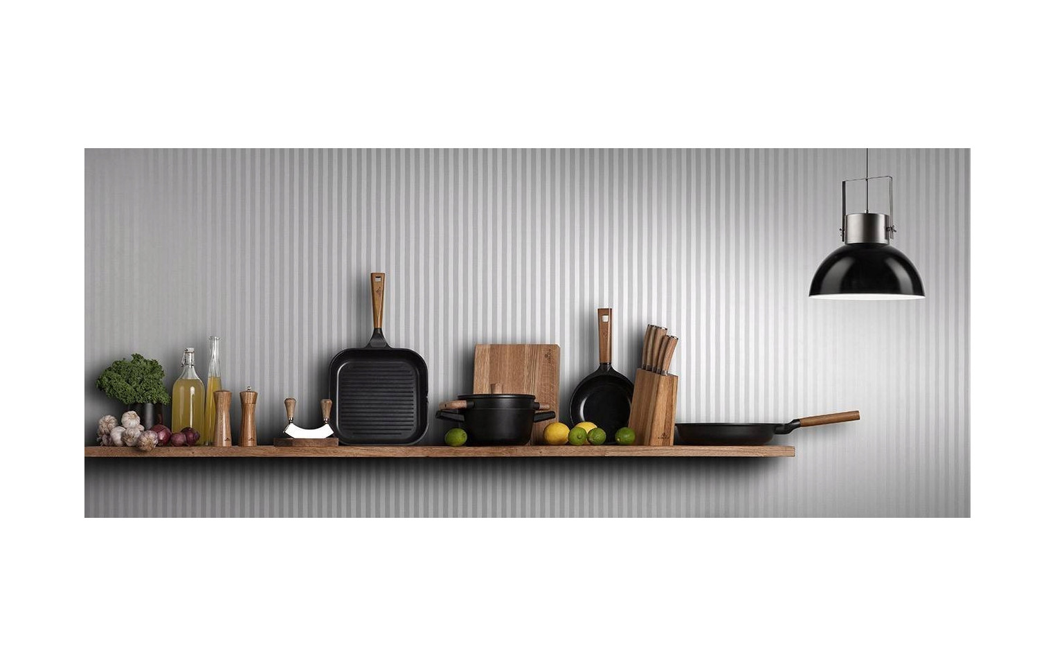 Drewniana solniczka i młynek do pieprzu NATUR