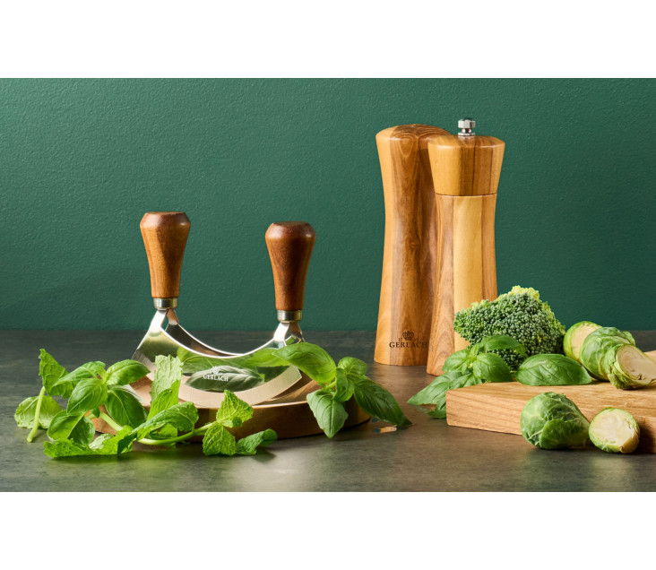 Drewniana solniczka i...