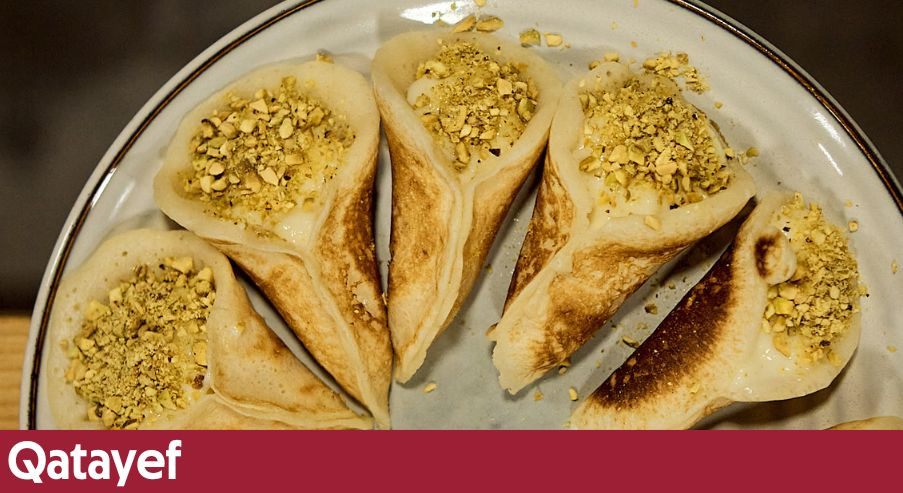 Qatayef – orientalne naleśniczki z kremem i pistacjami