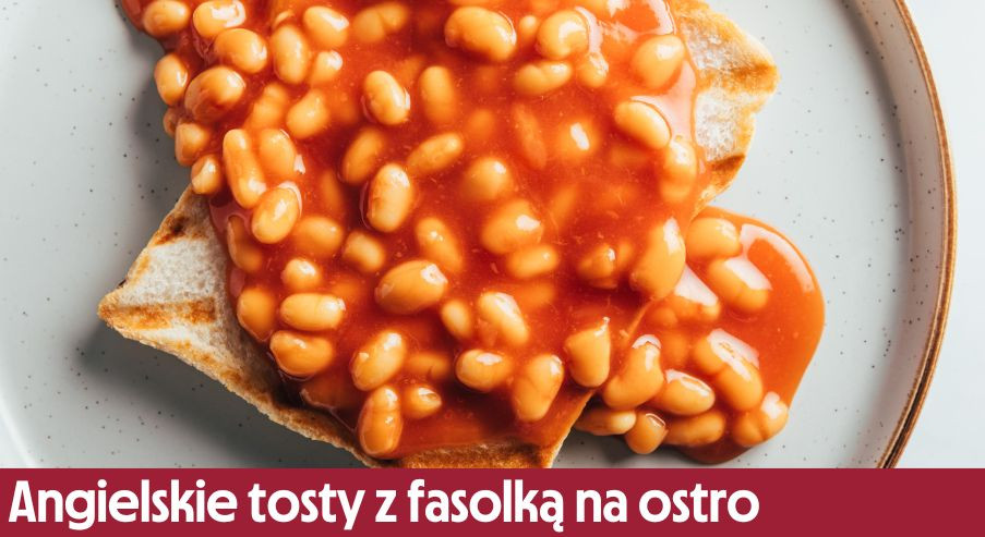 Angielskie tosty z fasolką na ostro – spróbuj tego brytyjskiego śniadania!