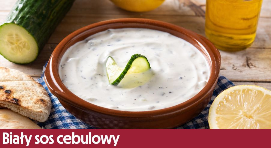 Biały sos cebulowy – idealny do dań mięsnych!