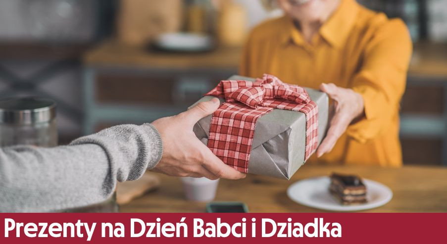 Pomysły na prezent na Dzień Babci i Dziadka – postaw na grawer!
