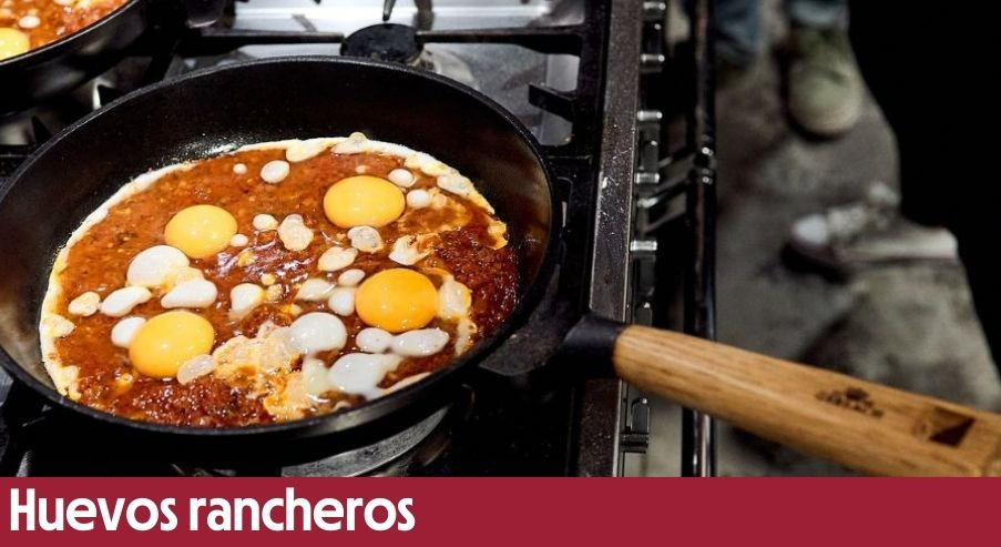 Huevos rancheros – meksykańskie wiejskie śniadanie
