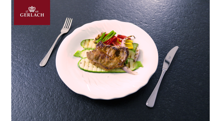 Karkówka wieprzowa z grillowanymi warzywami – sprawdź sposób Adama Borowicza!