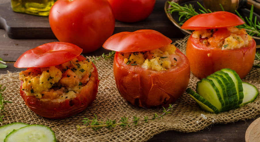 Pomidory po langwedocku (tomates  à la languedocienne) – nadziewane, pyszne i dobre na grilla!