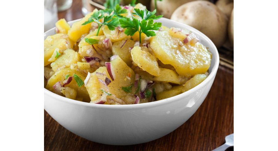 Sałatka ziemniaczana (kartoffelsalat) po bawarsku