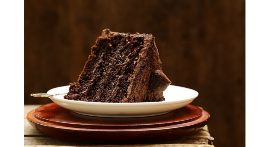 Tort czekoladowy – pyszne ciasto nie tylko na urodziny!