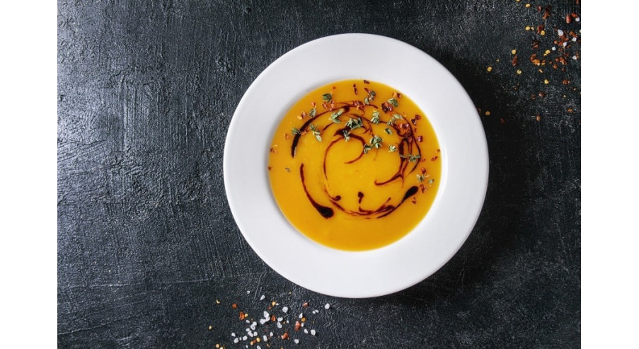 Zupa marchewkowa z imbirem – rozgrzewające danie dla każdego